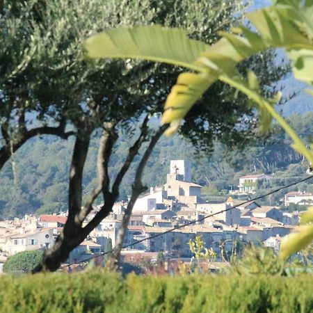 Bastide Les 3 Portes Saint-Paul-de-Vence Esterno foto